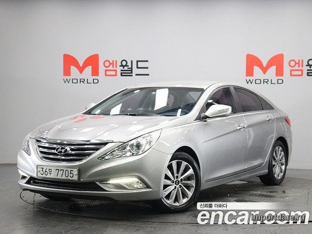 HYUNDAI SONATA THE BRILLIANT 2014 — 43 570 км, серебристо-серый, Корея — под ключ — фото 5