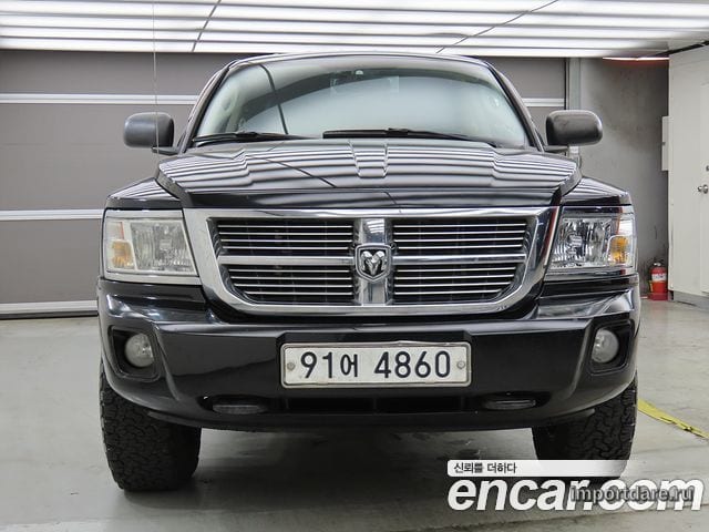 Dodge Dakota сбоку