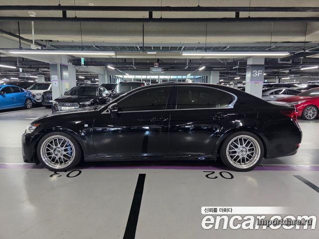 Lexus GS350 интерьер