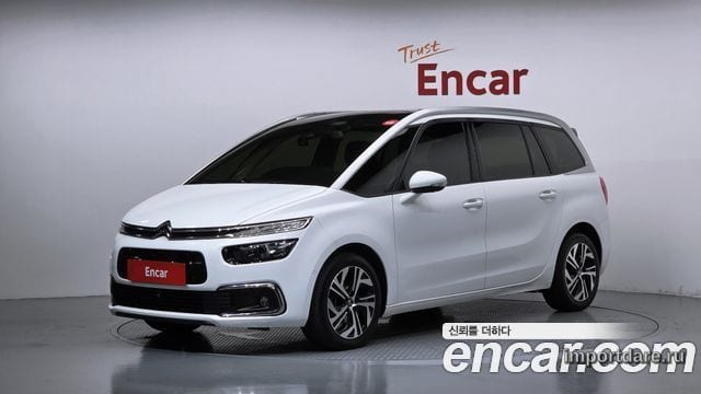 Citroen Grand C4 Picasso спереди