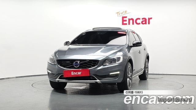 VOLVO V60 CROSS COUNTRY 2018 — 142 502 км, серый, Корея — под ключ — фото 3