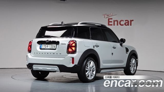 MINI COOPER COUNTRYMAN 2023 — 50 997 км, серебристо-серый, Корея — под ключ — фото 1