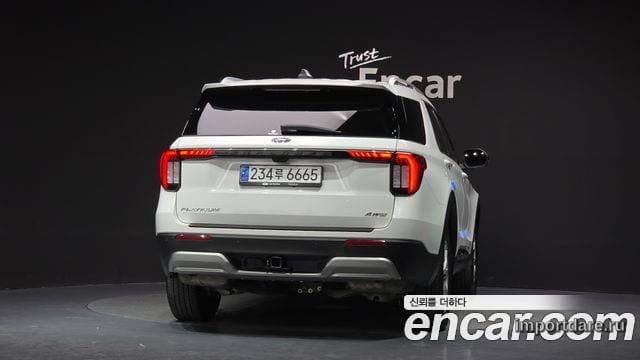FORD Explorer сзади