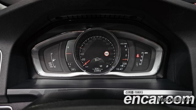 VOLVO S60 2017 — 22 863 км, серебристо-серый, Корея — под ключ — фото 8