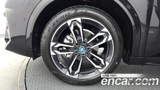 BMW IX2 детали