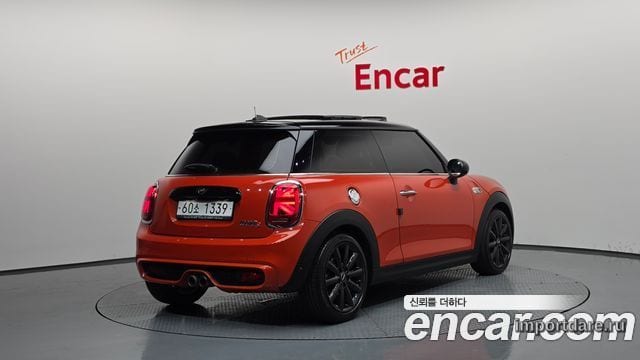 MINI COOPER S 2019 — 82 658 км, оранжевый, Корея — под ключ — фото 2
