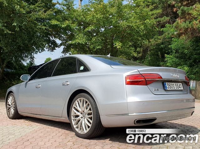 AUDI A8 2015 — 388 869 км, серебристый, Корея — под ключ — фото 2
