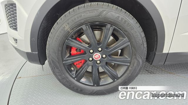 JAGUAR E-PACE 2018 — 147 402 км, серебристо-серый, Корея — под ключ — фото 5
