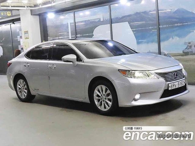 LEXUS ES300H 2014 — 236 338 км, серебристый, Корея — под ключ — фото 1