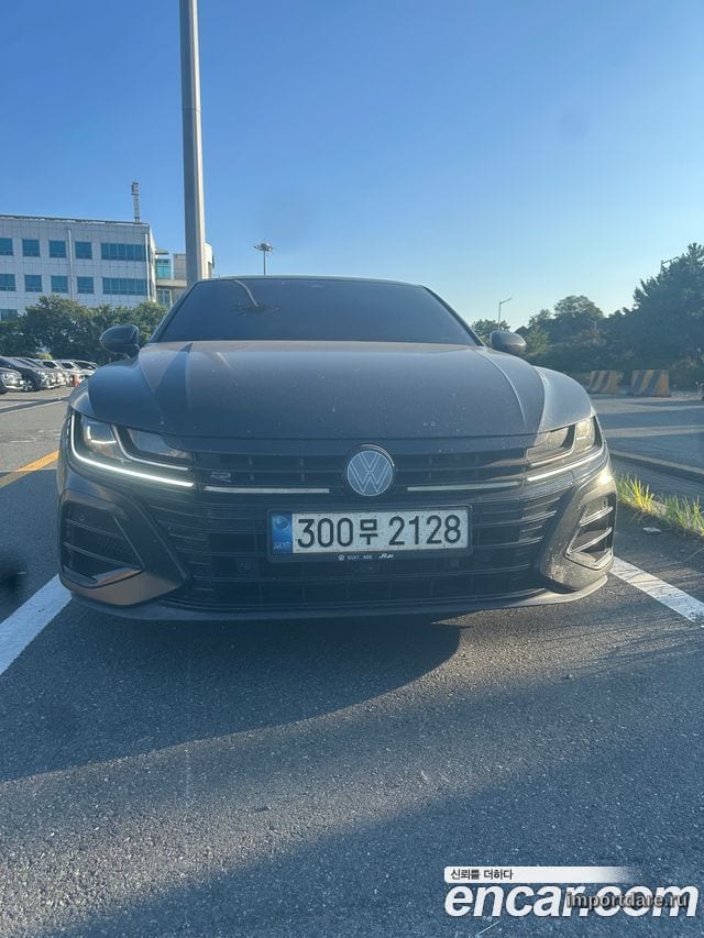 VOLKSWAGEN ARTEON 2019 — 278 000 км, чёрный, Корея — под ключ — фото 1