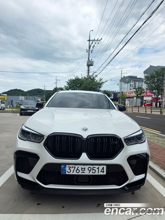 BMW X6M 2023 — 55 300 км, белый, Корея — под ключ — фото 3