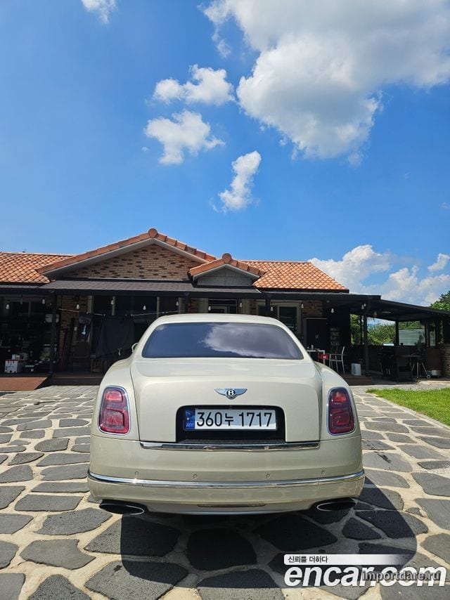 BENTLEY MULSANNE 2018 — 57 560 км, белый-перламутр, Корея — под ключ — фото 5
