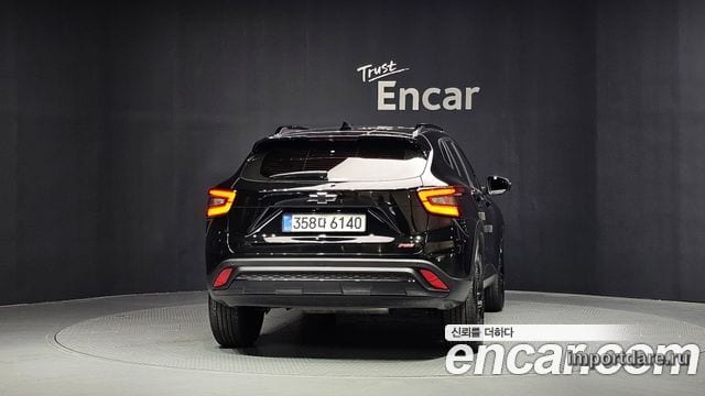 Chevrolet Trax сзади