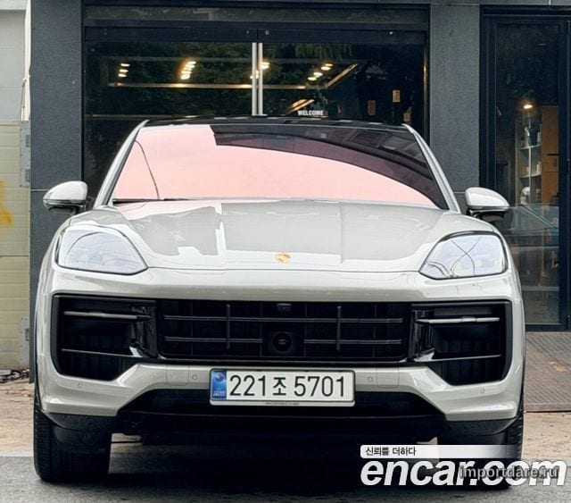 PORSCHE CAYENNE 2025 — 5 300 км, серебристо-серый, Корея — под ключ — фото 3