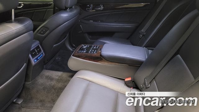 HYUNDAI EQUUS 2015 — 203 000 км, серебристо-серый, Корея — под ключ — фото 3