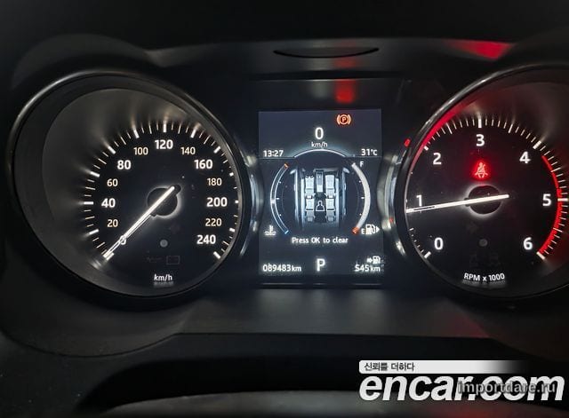 LAND ROVER RANGE ROVER EVOQUE 2016 — 89 000 км, серебристо-серый, Корея — под ключ — фото 1