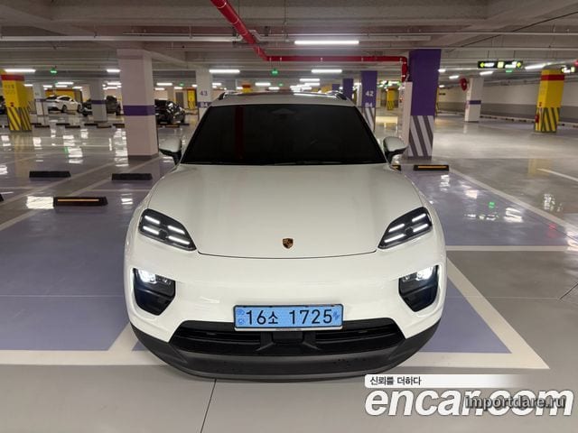 Porsche Macan 2025