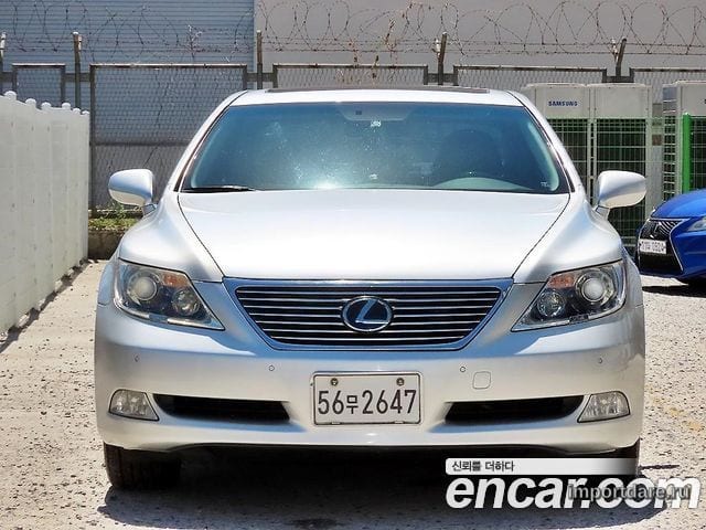 Lexus LS600hL 2008