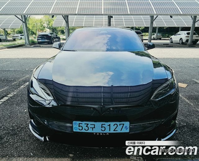 Tesla Model S интерьер