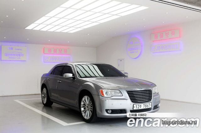 CHRYSLER 300C 2011 — 220 000 км, серебристый, Корея — под ключ — фото 6