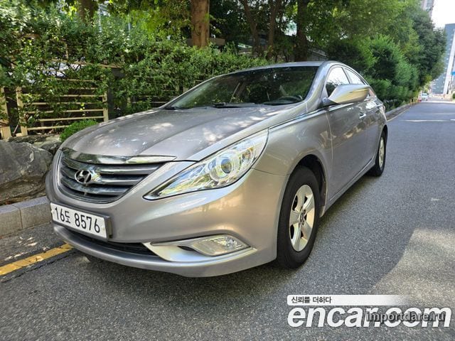 HYUNDAI SONATA THE BRILLIANT 2014 — 134 956 км, серебристо-серый, Корея — под ключ — фото 2