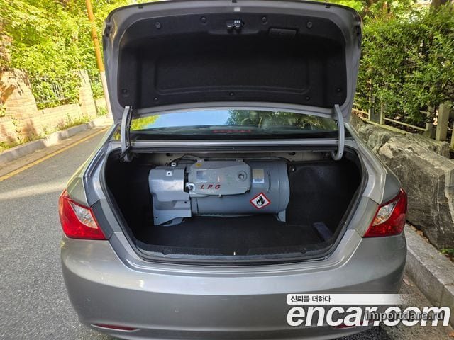 HYUNDAI SONATA THE BRILLIANT 2014 — 134 956 км, серебристо-серый, Корея — под ключ — фото 6