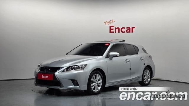 LEXUS CT200H 2016 — 65 993 км, серебристый, Корея — под ключ — фото 1