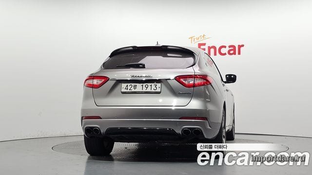 MASERATI LEVANTE 2017 — 128 793 км, серебристо-серый, Корея — под ключ — фото 4