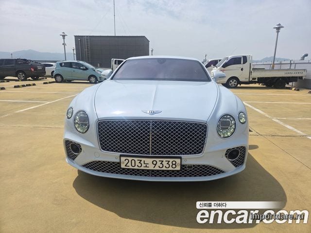 BENTLEY CONTINENTAL 2022 — 22 500 км, светло-серебристый, Корея — под ключ — фото 3