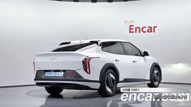 Kia EV4 2026