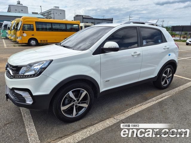 KGM STYLE KORANDO C 2017 — 64 428 км, белый, Корея — под ключ — фото 1