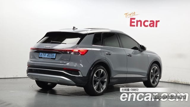 AUDI Q4 E-TRON 2022 — 43 374 км, серебристо-серый, Корея — под ключ — фото 1