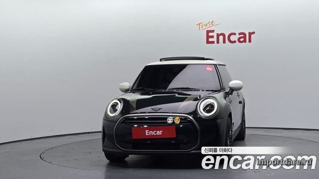 MINI COOPER 2023 — 27 004 км, тёмно-зелёный, Корея — под ключ — фото 3