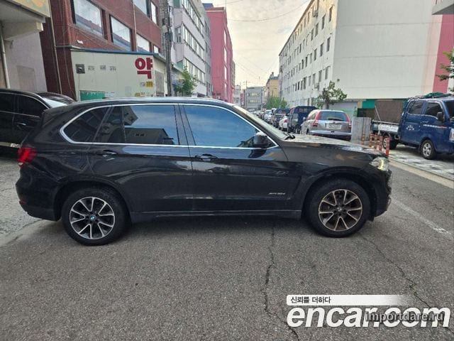 BMW X5 2018 — 290 000 км, чёрный, Корея — под ключ — фото 1