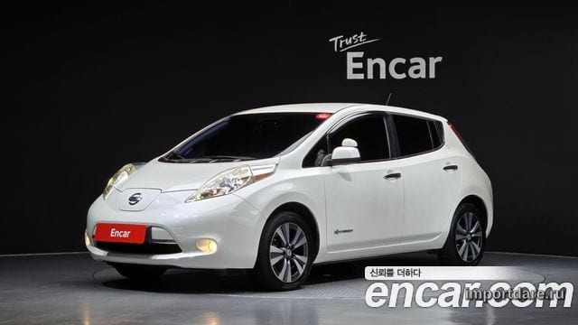 NISSAN LEAF 2015 — 171 160 км, белый, Корея — под ключ — фото 1
