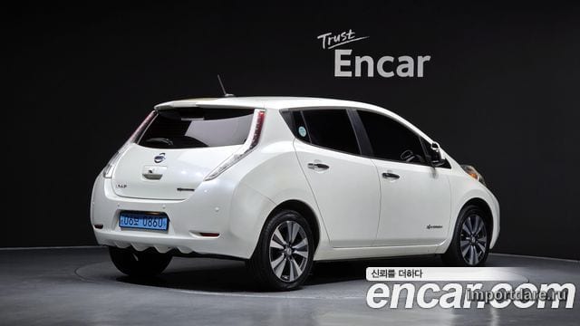 NISSAN LEAF 2015 — 171 160 км, белый, Корея — под ключ — фото 2