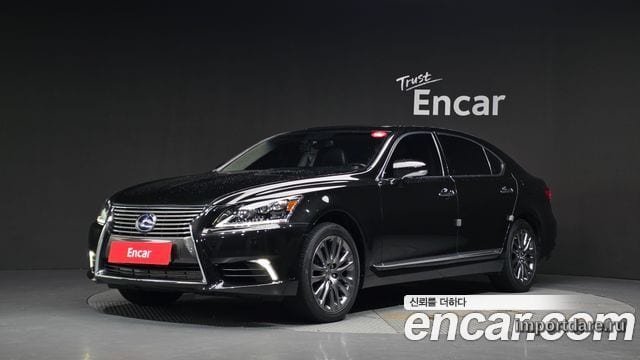 Lexus LS600hL 2014