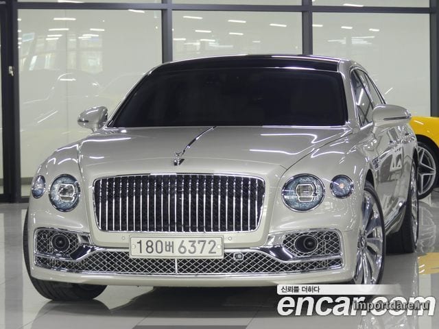 BENTLEY FLYING SPUR 2021 — 29 000 км, бежевый, Корея — под ключ — фото 1