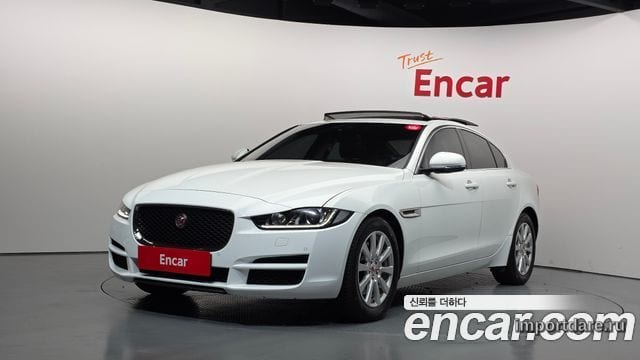 JAGUAR XE 2018 — 131 800 км, белый, Корея — под ключ — фото 1