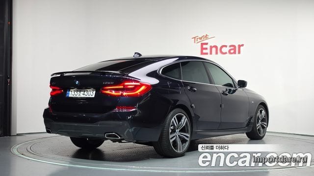 BMW 6 Series сбоку