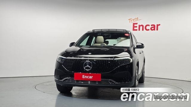 Mercedes-Benz Eqa интерьер