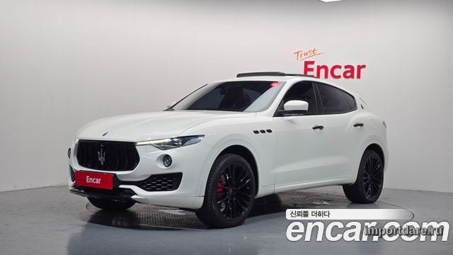 MASERATI LEVANTE 2017 — 144 355 км, белый, Корея — под ключ — фото 1