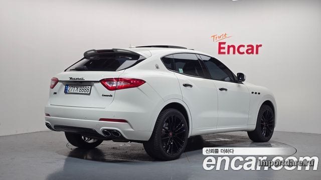 MASERATI LEVANTE 2017 — 144 355 км, белый, Корея — под ключ — фото 2