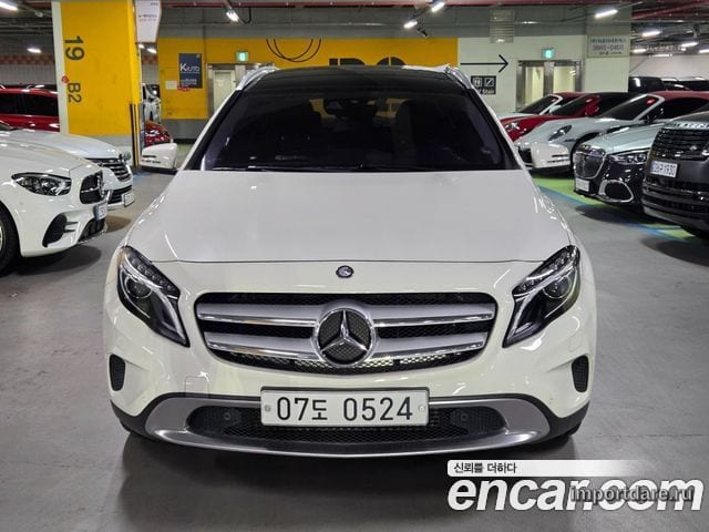 MERCEDES-BENZ GLA-CLASS X156 2016 — 49 791 км, белый, Корея — под ключ — фото 1