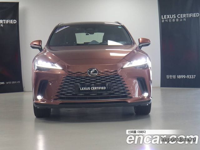 Lexus RX450H интерьер