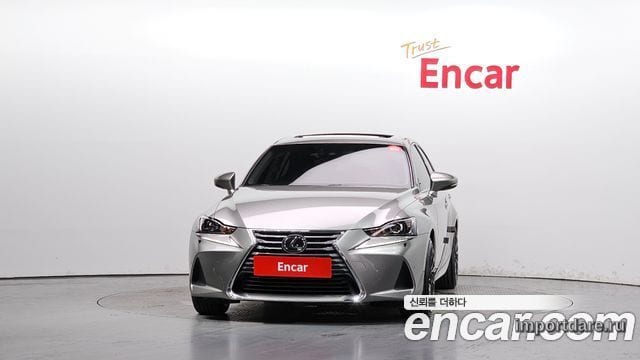 Lexus IS300 интерьер
