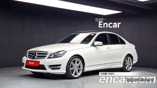 MERCEDES-BENZ C-CLASS W204 2013 — 108 421 км, белый, Корея — под ключ — фото 1