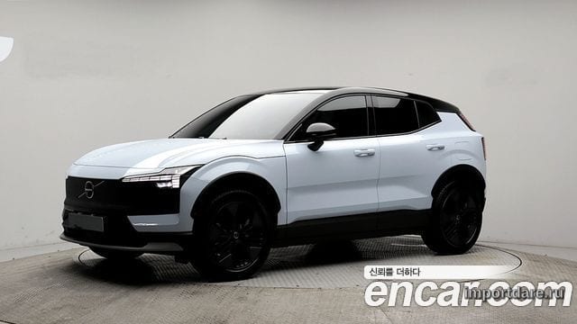 VOLVO EX30 CROSS 2026 — 4 620 км, светло-серебристый, Корея — под ключ — фото 3
