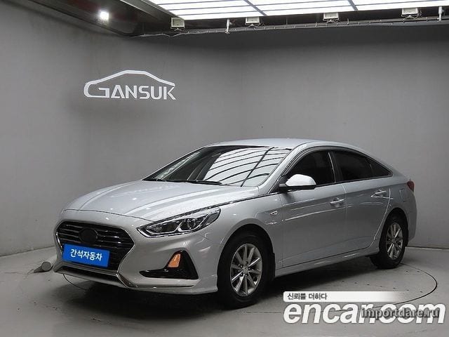 HYUNDAI SONATA 2018 — 333 450 км, серебристо-серый, Корея — под ключ — фото 1