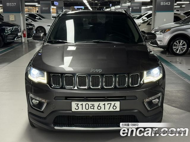 JEEP COMPASS 2019 — 78 523 км, серый, Корея — под ключ — фото 1